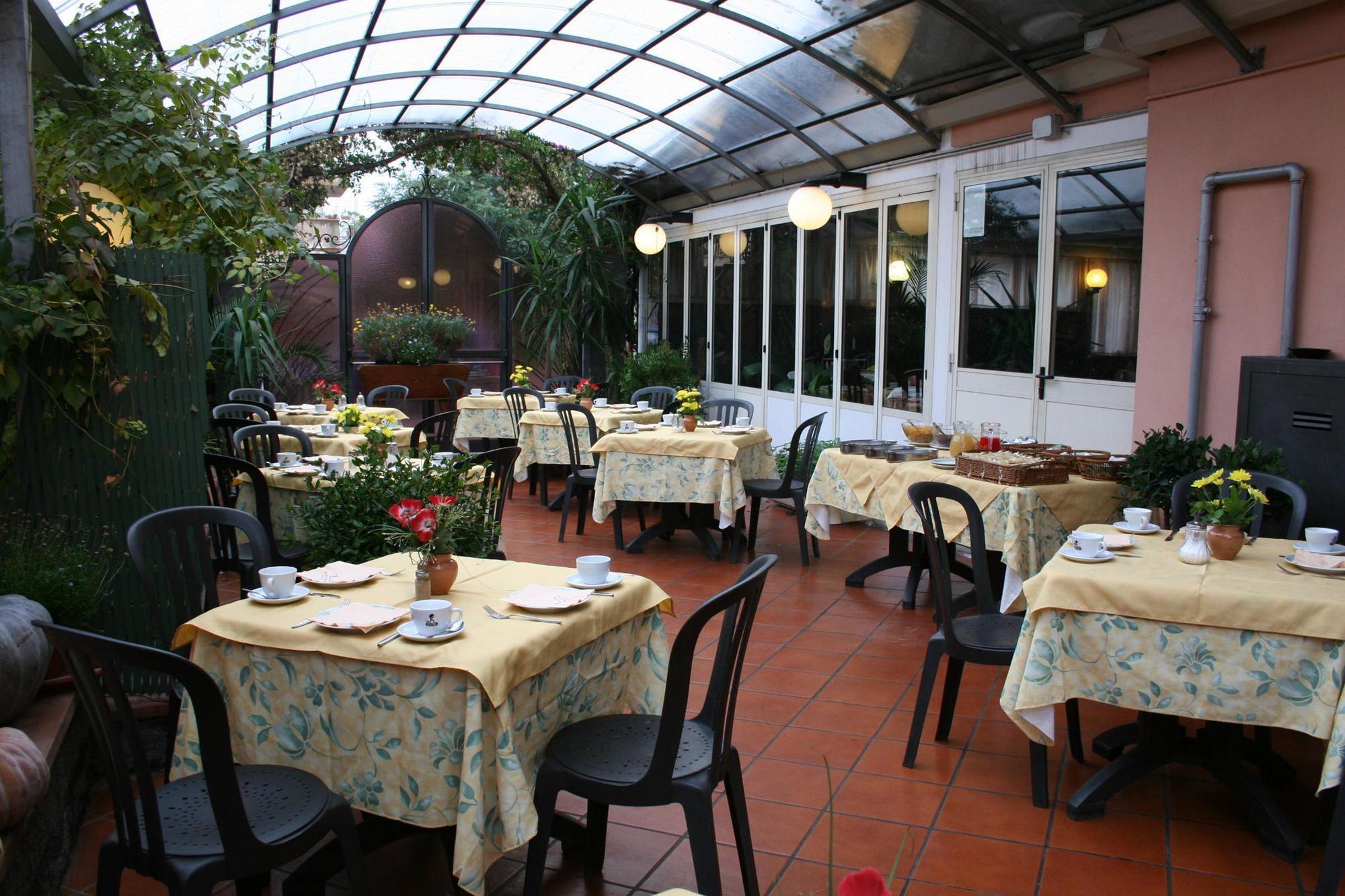 Hotel D'Orange D'Alcantara Francavilla di Sicilia Restauracja zdjęcie