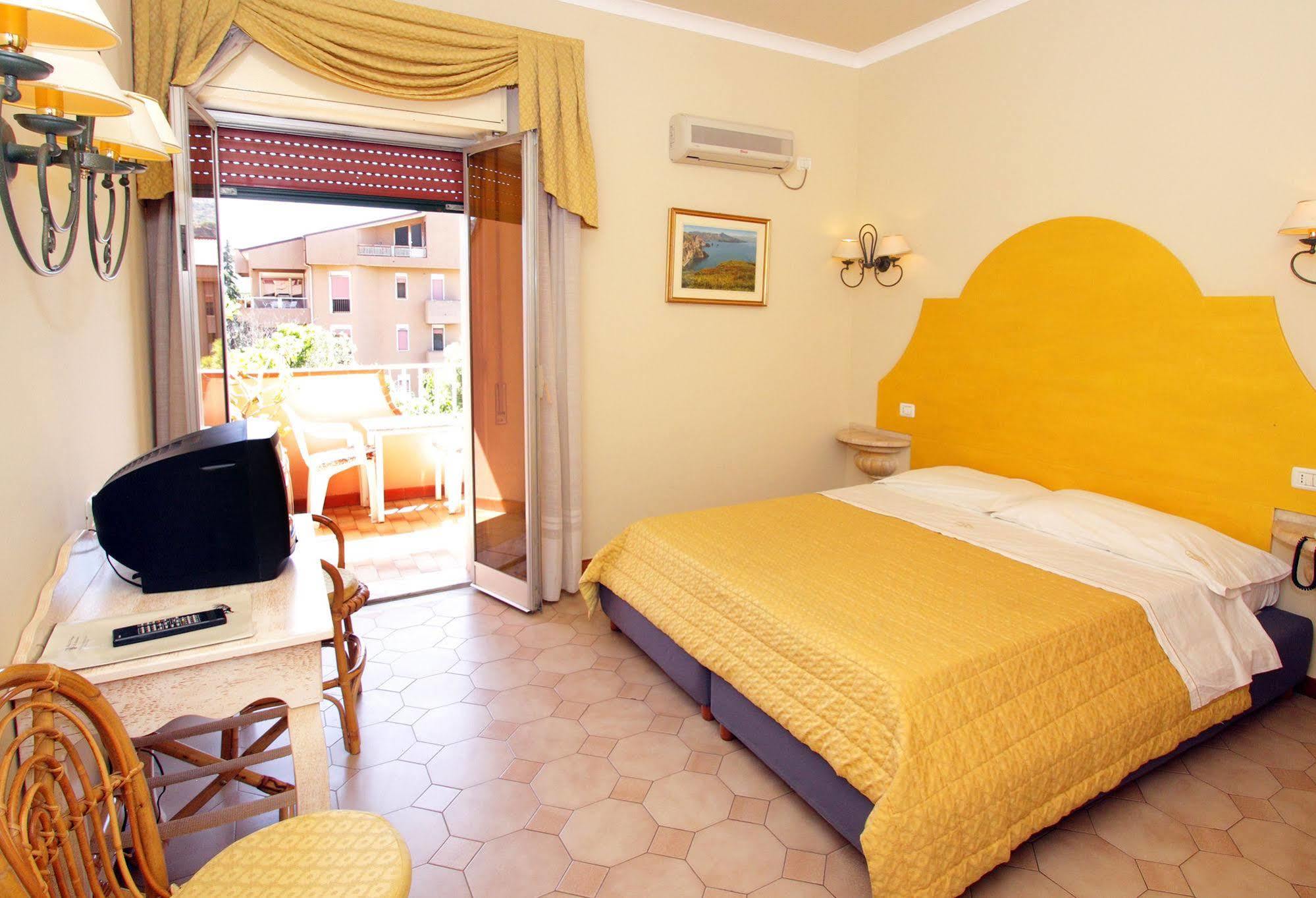 Hotel D'Orange D'Alcantara Francavilla di Sicilia Zewnętrze zdjęcie