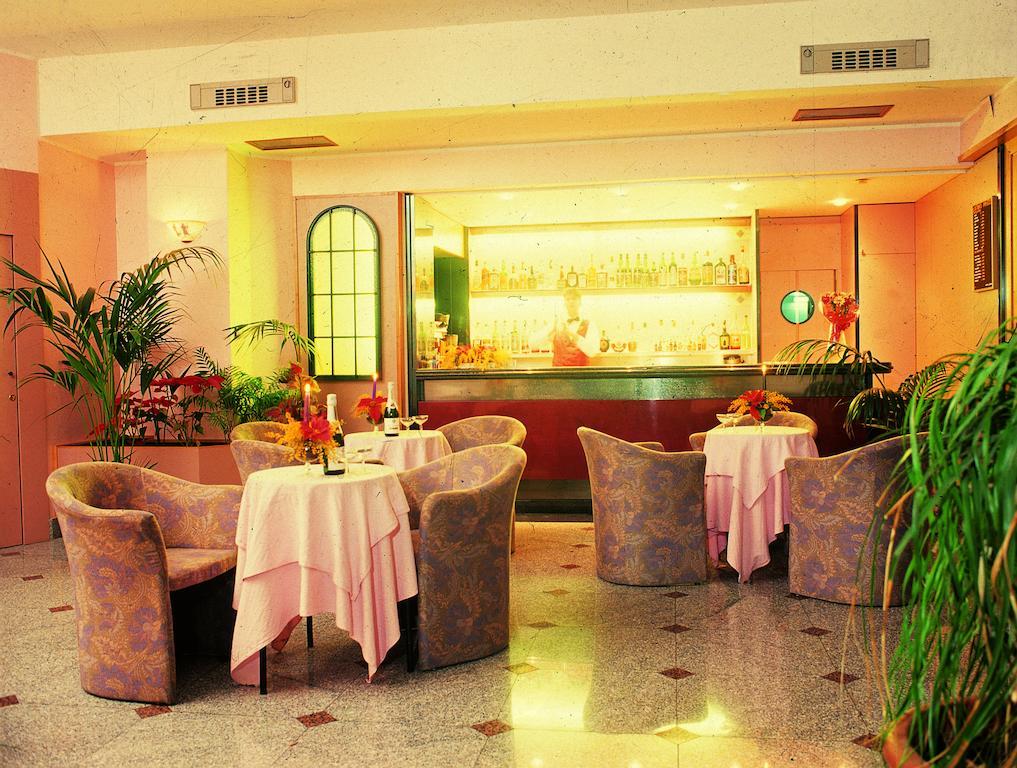 Hotel D'Orange D'Alcantara Francavilla di Sicilia Restauracja zdjęcie
